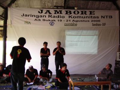 JAMBORE JARINGAN RADIO KOMUNITAS NTB 2006